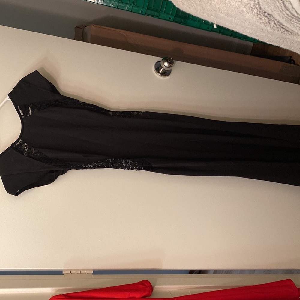 Glamorous!! TFNC lace maxi/gown. New Year’s Eve, prom, gala and more !!! - Picture 11 of 15